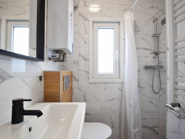 Domek parterowy- łazienka