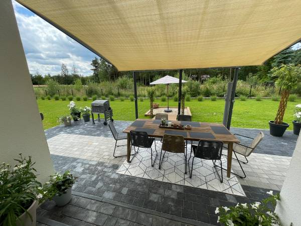 Taras zadaszony stół 