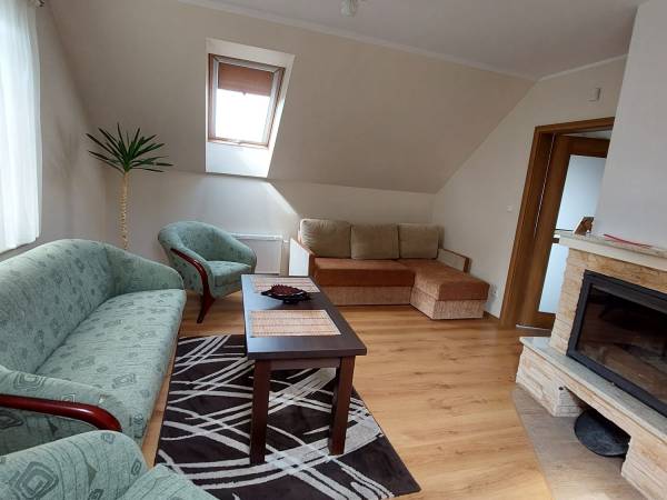 Salon w apartamencie 4 osobowym