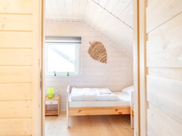 Domki 6 osobowe sypialnia piętro