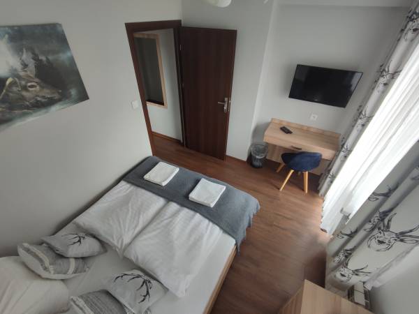 Apartament nr 1 - sypialnia, tv