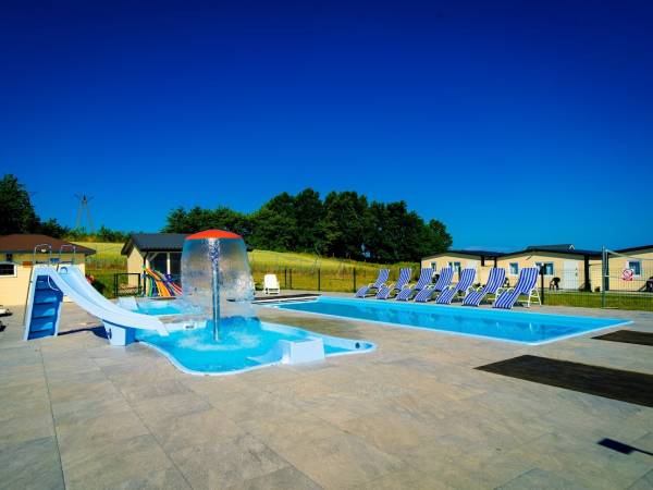 Brodzik ze zjeżdżalnią