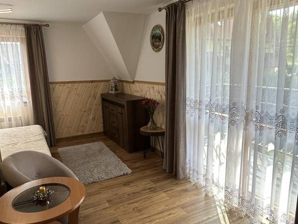 pokój 3 os z balkonem