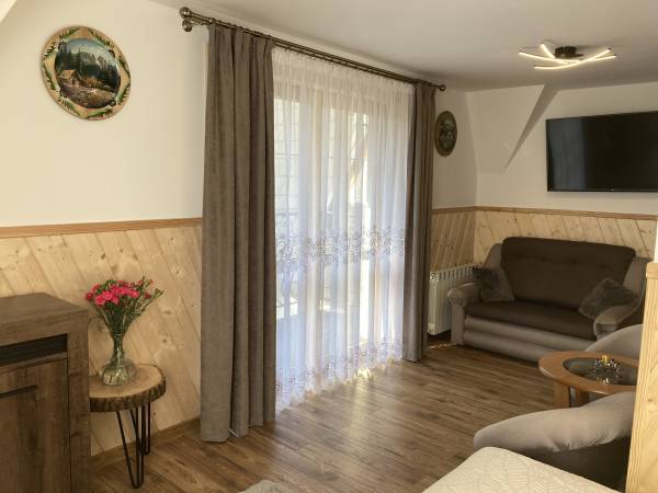 pokój 3 os z balkonem