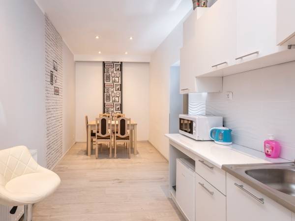 Hostel 70s and Apartmenty Queen