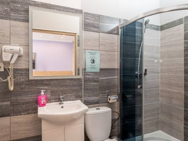 Hostel 70s and Apartmenty Queen