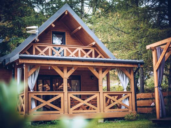 Łosiówka - Domki z Jacuzzi