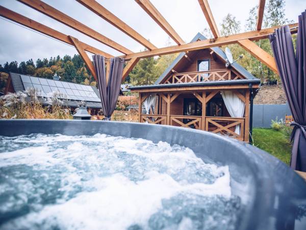 Łosiówka - Domki z Jacuzzi