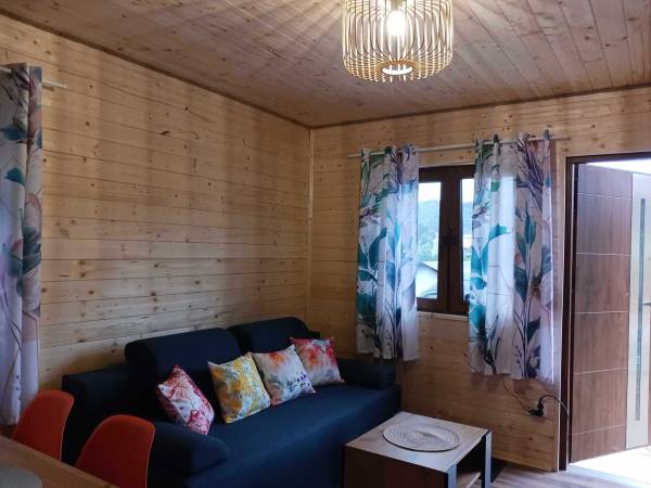 Motylowe Wzgórze Zawóz