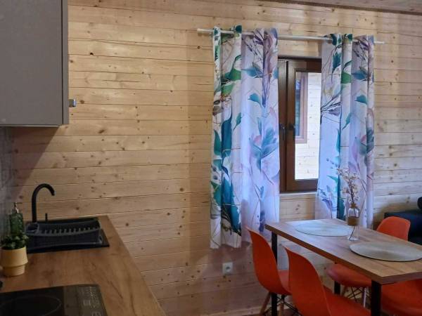 Motylowe Wzgórze Zawóz