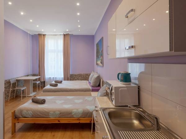 Hostel 70s and Apartmenty Queen