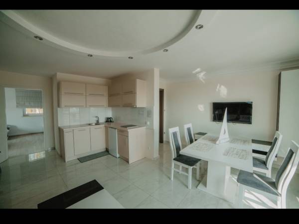 Pokoje, Apartamenty i Domek Między Morzami