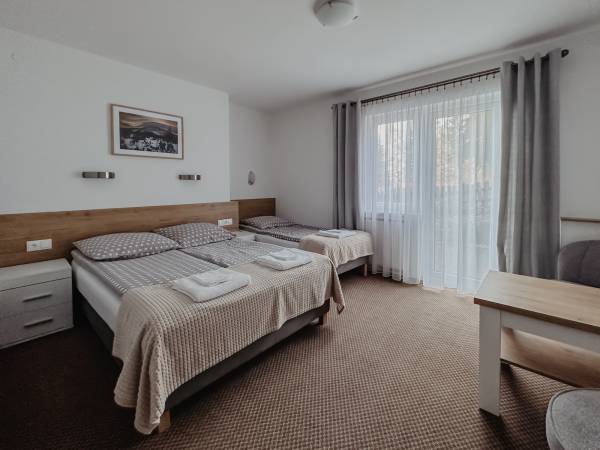 pokój 3-os. z tarasem