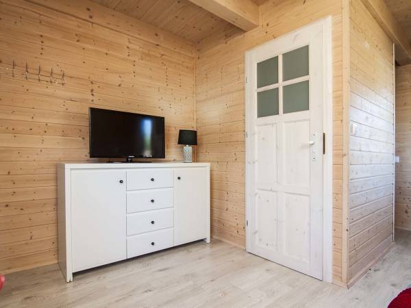  Szary domek blizniak 6os TV komoda