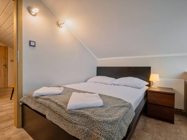 sypialnia nr 1 ap 6-8 osobowy