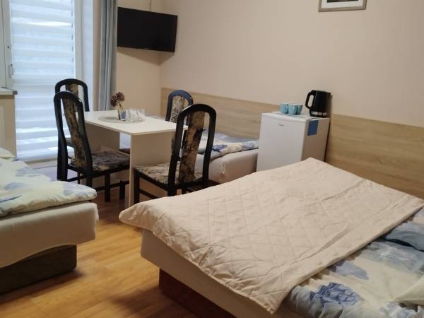 pokój czteroosobowy parter