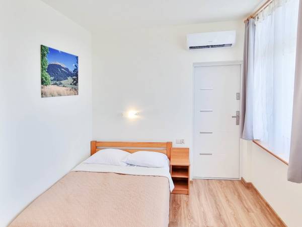 Pokój 2 osobowy z aneksem kuchennym