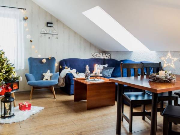 Rewski domek pokoje i apartamenty