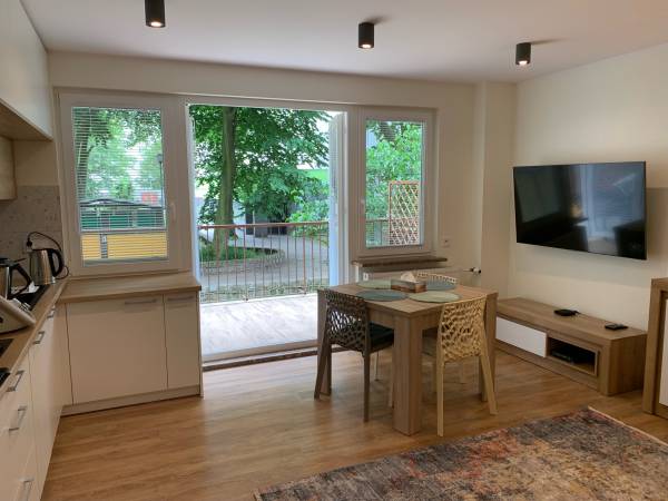 Salon wyjście na balkon