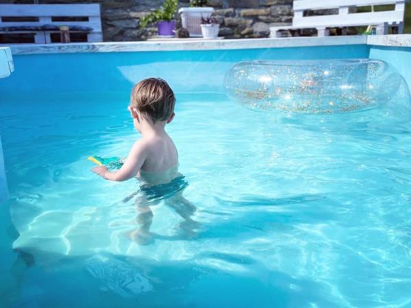 Apartamenty ADAMCYKÓWKA z jacuzzi i sauną