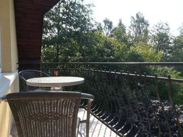 Balkon pokój 3-4 osobowy II p.