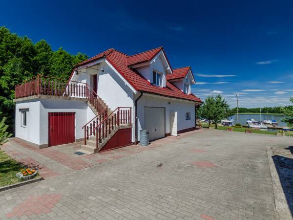 Agroturystyka i Port Jachtowy Wieczorek