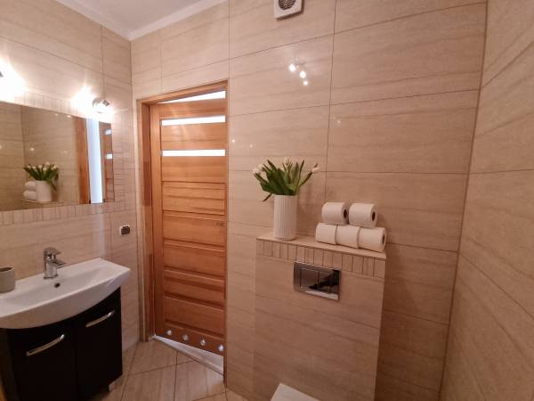 Apartamenty i pokoje gościnne Morze-Kwatery