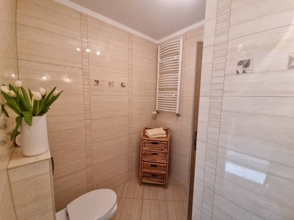 Apartamenty i pokoje gościnne Morze-Kwatery