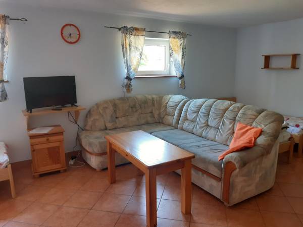  Pokój Niski Parter z oddzielnym wejściem. 