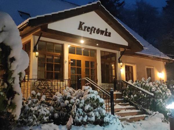 DWOREK i GLAMPING KREFTÓWKA