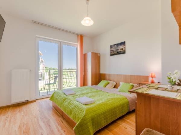 POKÓJ 2-OS. I PIĘTRO (NR 3)