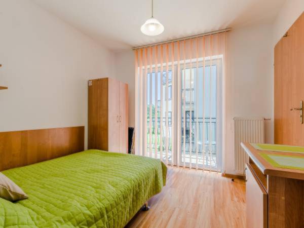 POKÓJ 1-OS. I PIĘTRO (NR 4)