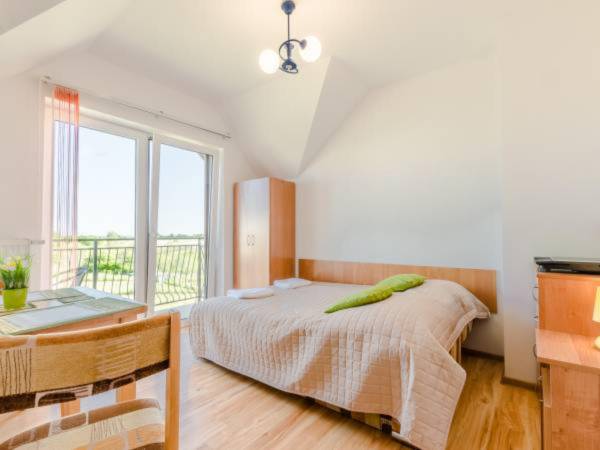 POKÓJ W STUDIO (NR 7) II PIĘTRO