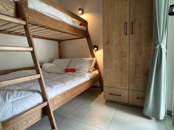 Sypialnia z łóżkiem piętrowym