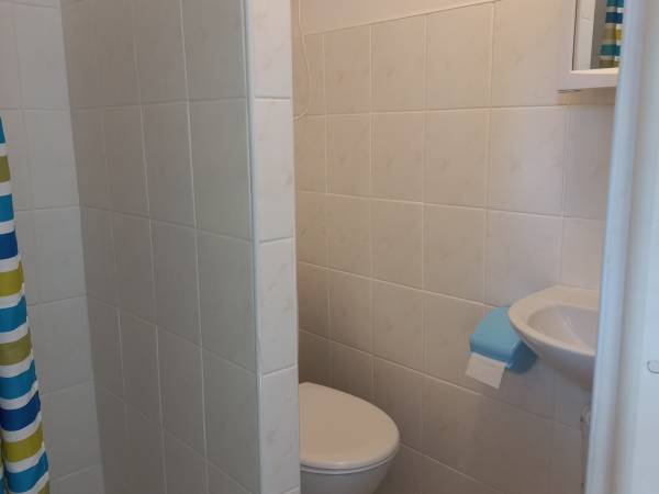 Domek nr 4 turkusowy, 2 pokojowy 