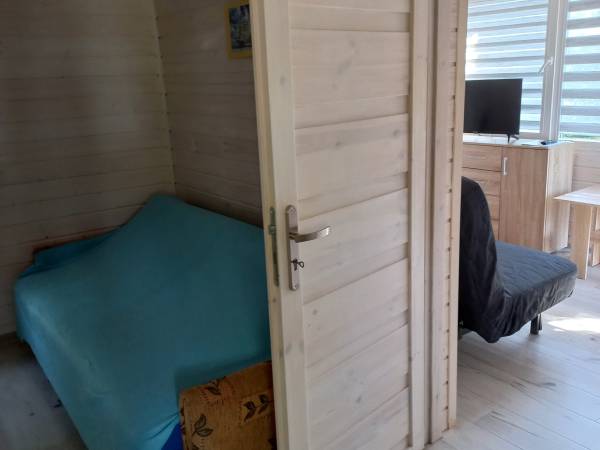 Domek nr 4 turkusowy, 2 pokojowy 