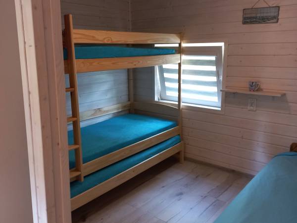 Domek nr 4 turkusowy, 2 pokojowy 