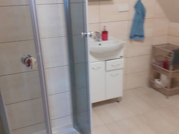 Łazienka pokój nr 5.(4osob.)