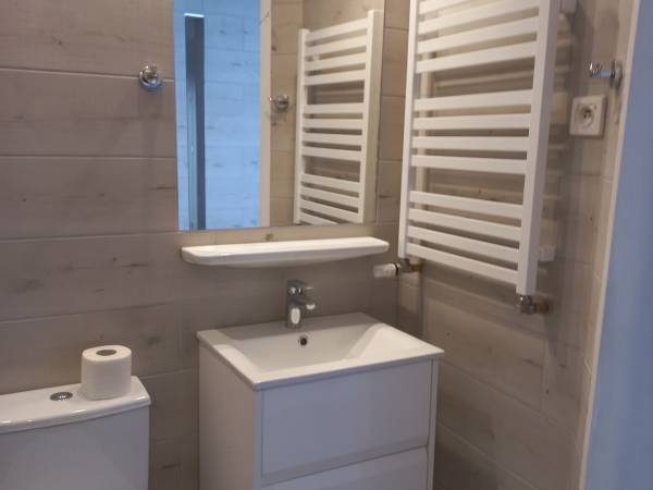 mieszkanie dwupokojowe łazienka nr.1