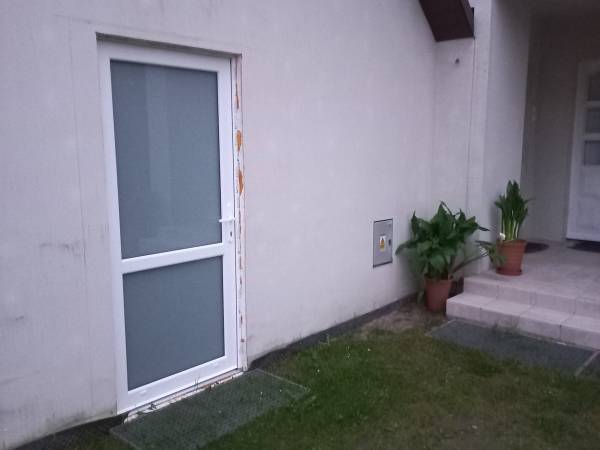 mieszkanie dwupokojowe wejście zewnetrzne