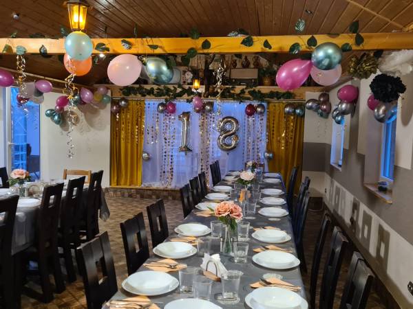 Domki w Krainie Wygasłych Wulkanów Eden