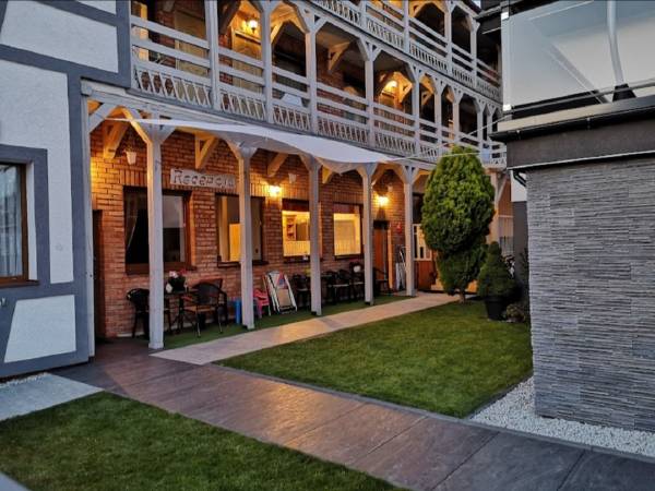 Sandra II budynek z zewnątrz 