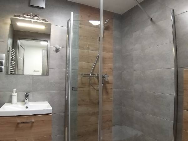 Sandra I łazienka pokoju nr 3