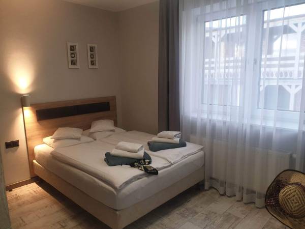 Sandra I pokój nr 7 piętro II