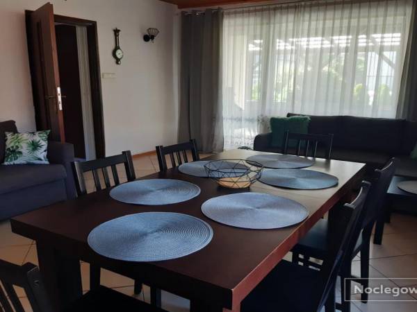 Dom i Domek E.W.A w Jantarze