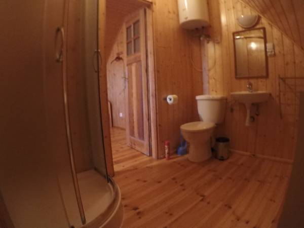 chata 8-osobowa - druga łazienka górna