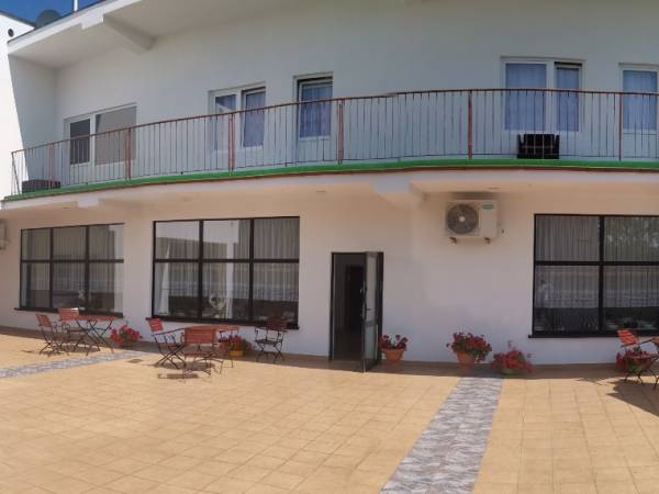 Ośrodek Wypoczynkowy Feniks 2