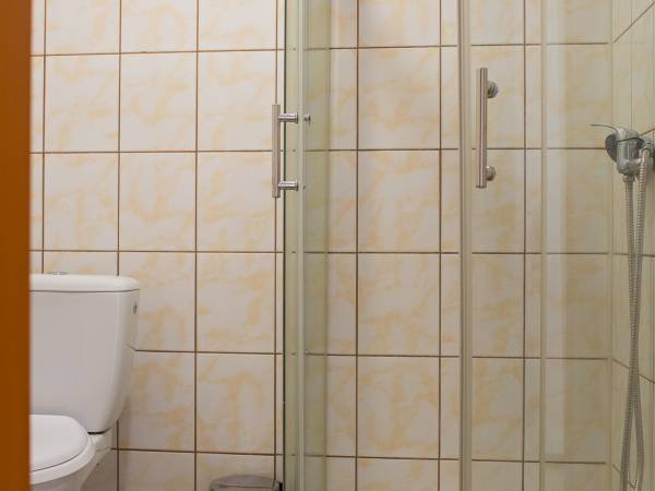 łazienka w pokoju 1 osobowym 