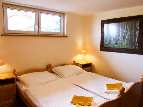 Sypialnia w apartamencie brzozowym