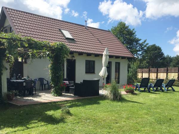 Domek Letniskowy w Lubiatowie